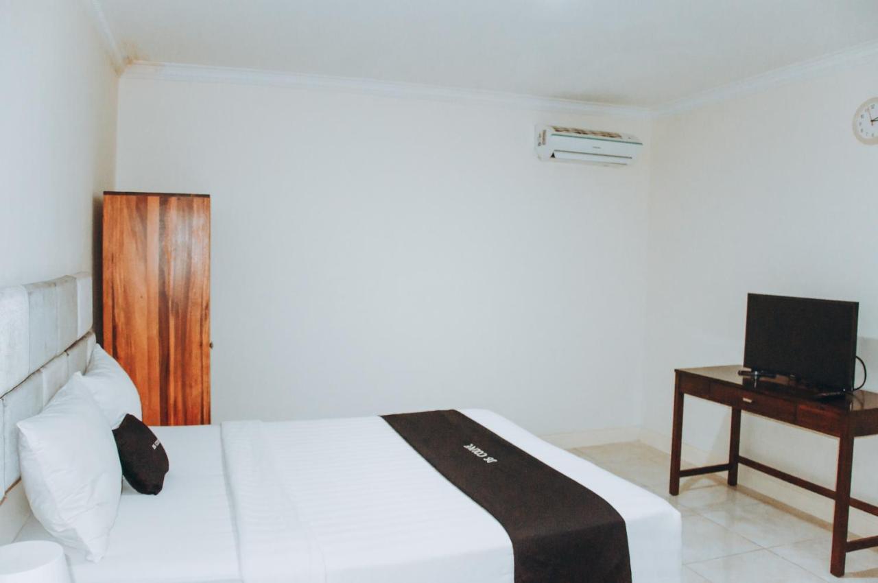 Ds Colive Marina Airport Hotel Semarang Eksteriør billede