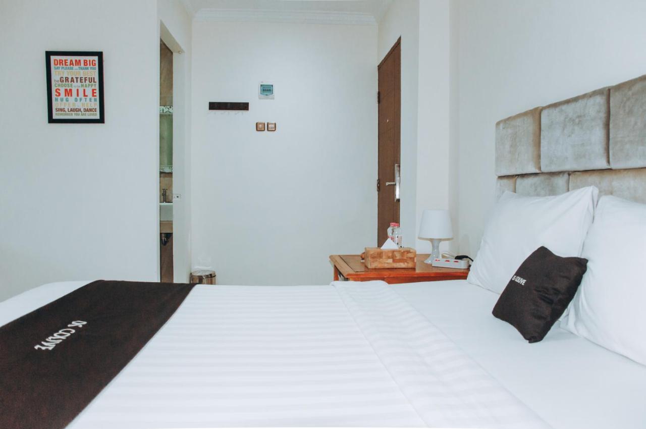 Ds Colive Marina Airport Hotel Semarang Eksteriør billede